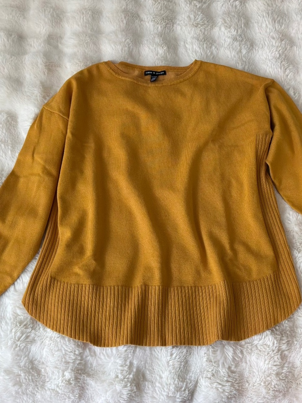 Cable & Gauge Marigold Yellow Rayon Blend Fine Knit Sweater XL